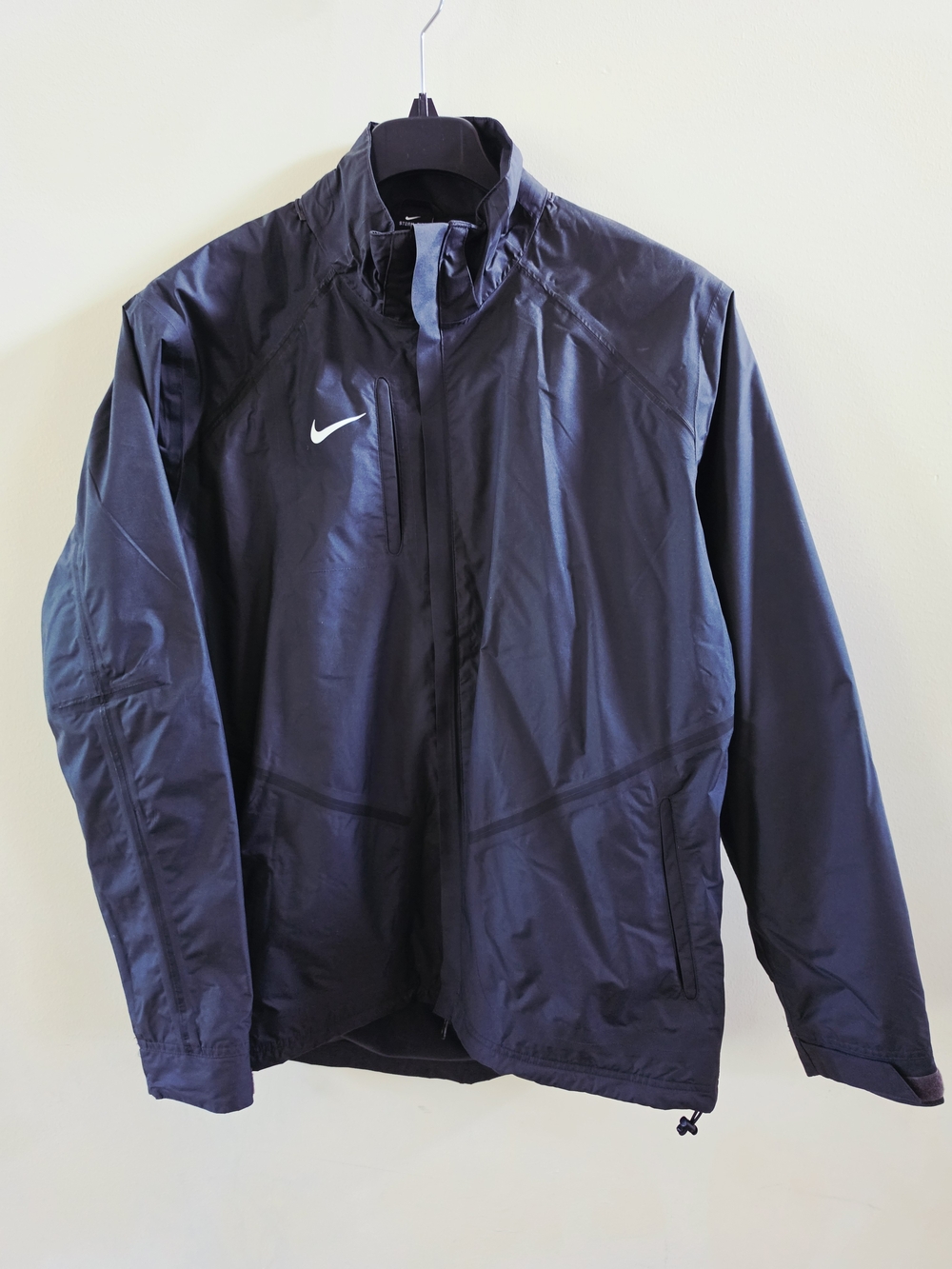 Nike Storm-Fit Black Lightweight Men's Windbreaker Jacket Size M With Defect